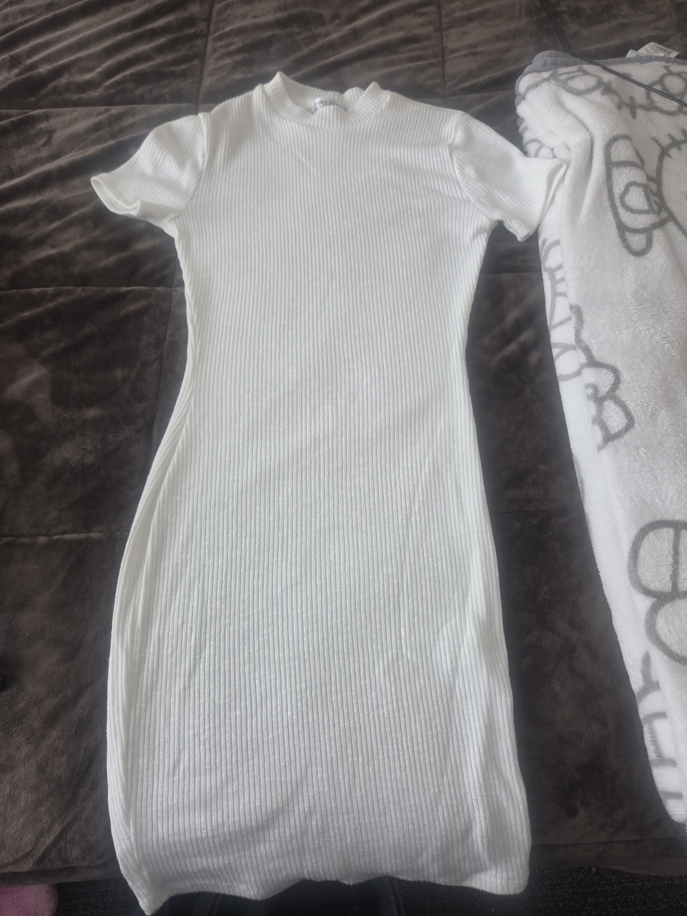 Classic White Ribbed Short-Sleeve Mini Dress